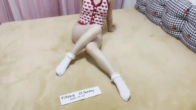无套内射，认证自拍达人。